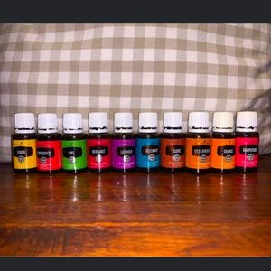 Young Living Essential Oils & Desert Mist Diffuser